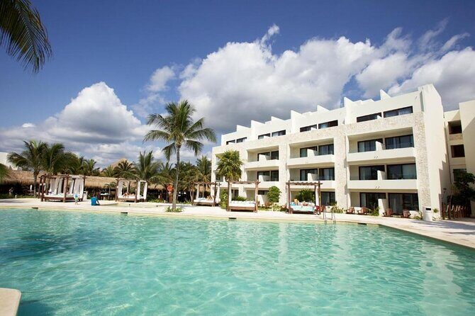 Cancun Airport and Akumal Bay Beach Resort Private Shuttle - Key Points