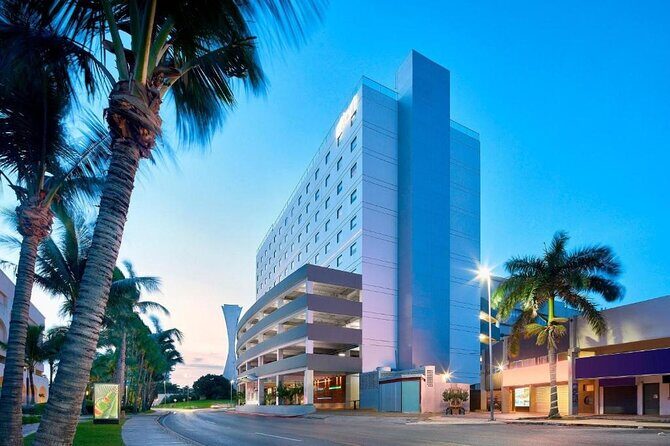 Cancun Airport and Aloft Cancún Private Shuttle - Key Points