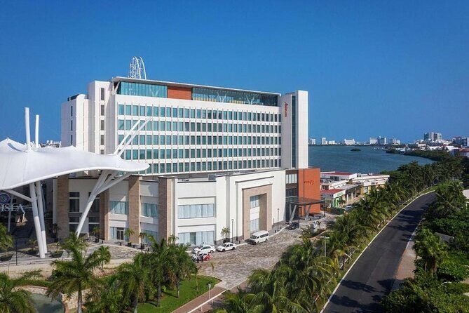 Cancun Airport and Canopy By Hilton Cancun Private Shuttle - Why Choose This Shuttle?