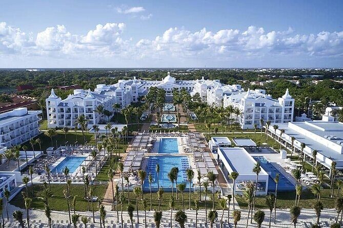 Cancun Airport and Riu Palace Riviera Maya Private Shuttle - Key Points