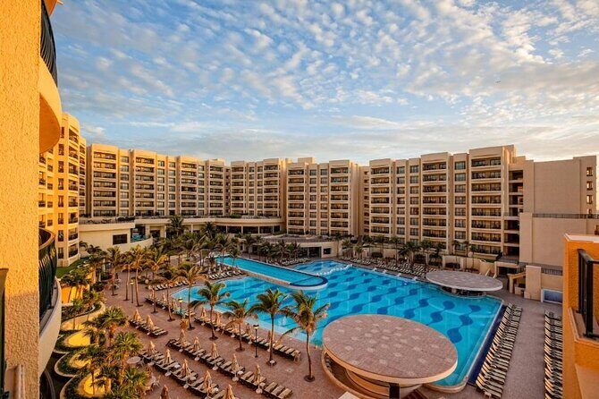 Cancun Airport and The Royal Sands Resort Private Shuttle - Key Points