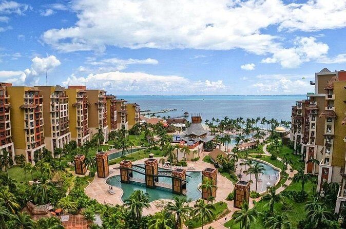 Cancun Airport and Villa del Palmar Cancun Resort Private Shuttle - The Sum Up