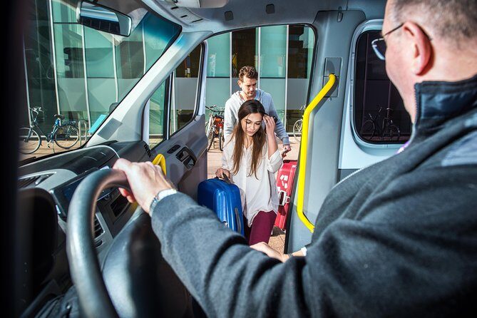 Cancun Airport Departure transfer from Hotel Zone, Puerto Juarez, Puerto Morelos - Who Is This Transfer Best For?