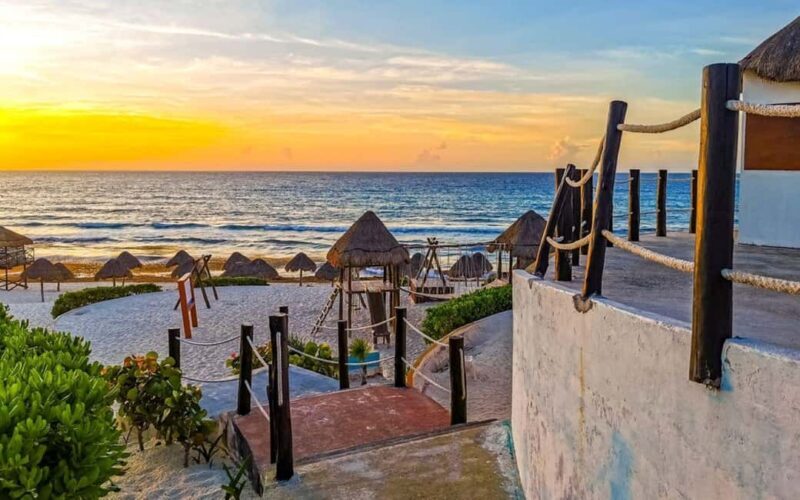 Cancún by Night: Scenic Drive Through Hotel Zone & Downtown - FAQs