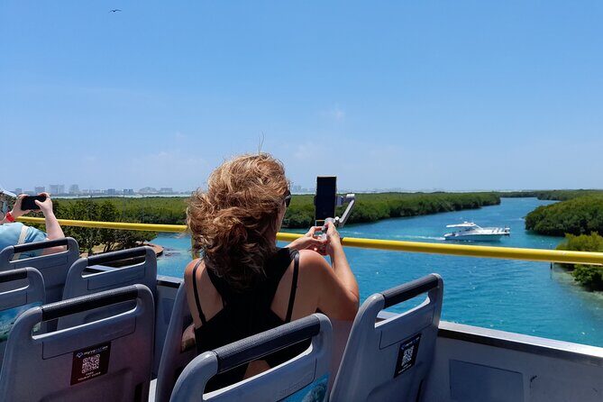 Cancun City Sightseeing and Shopping Tour on a Double Decker bus - The Experience: What You Can Expect