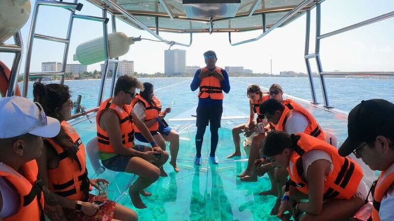 Cancún: Clear Boat Ride with drinks - An Introduction to the Experience: What You Can Expect