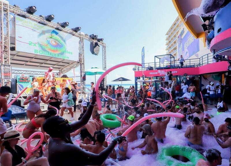 Cancún: Coco Bongo Beach Party Experience - Who Is This Experience For?