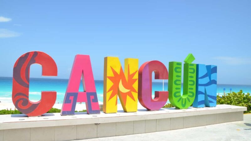 Cancún: Hop-on Hop-off Bus Tour with Submarine Trip - FAQs
