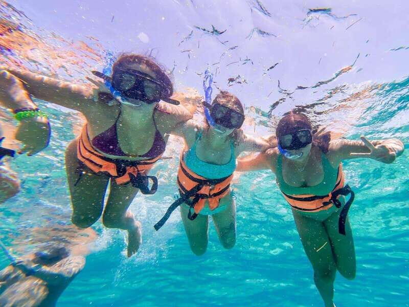 Cancun: Isla Mujeres Catamaran Tour with Open Bar of Drinks - Cancun: Isla Mujeres Catamaran Tour with Open Bar of Drinks — A Practical, Authentic Day on the Caribbean
