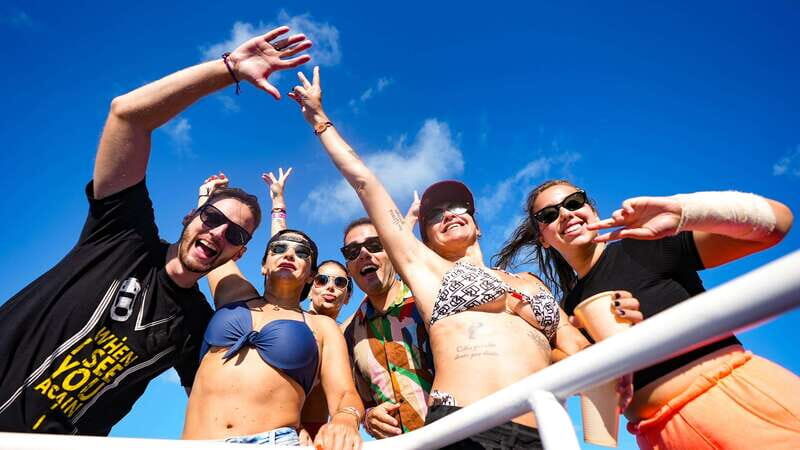 Cancun: Isla Mujeres Catamaran Tour with Open Bar of Drinks - Why This Tour Might Be Perfect for You
