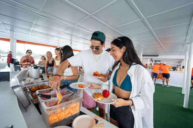 Cancun: Isla Mujeres Full Day Dancer Cruise - The Experience in Detail
