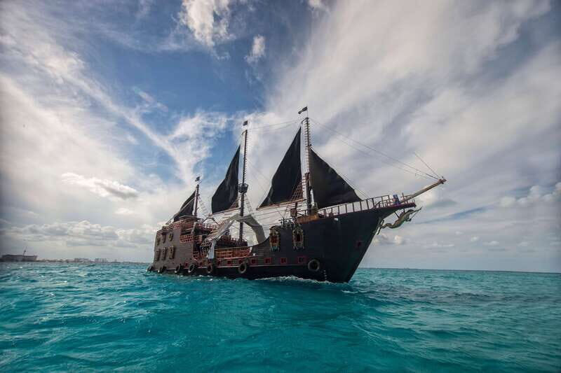 Cancún: Jolly Roger Pirate Dinner Cruise 2025 - Who Will Love This Cruise?