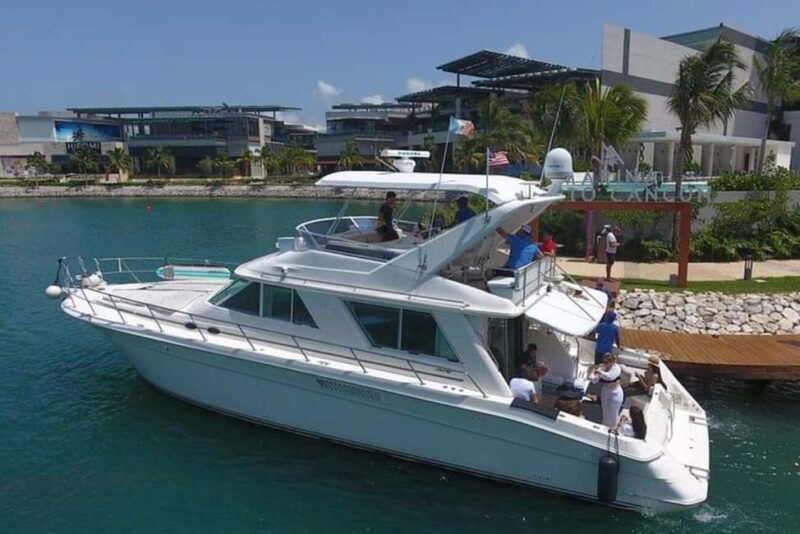 Cancun: Luxury Yacht Tour to Isla Mujeres Chef #GMBSR55FUN - An Overview of the Experience