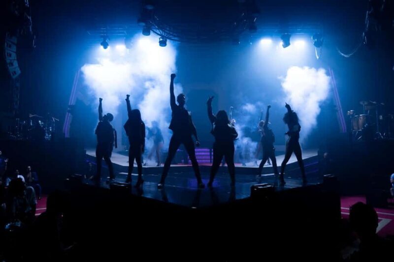 Cancun: Myst Euphoria Show with live musical hits, Friday 10:30 pm - Who Should Consider This Tour?