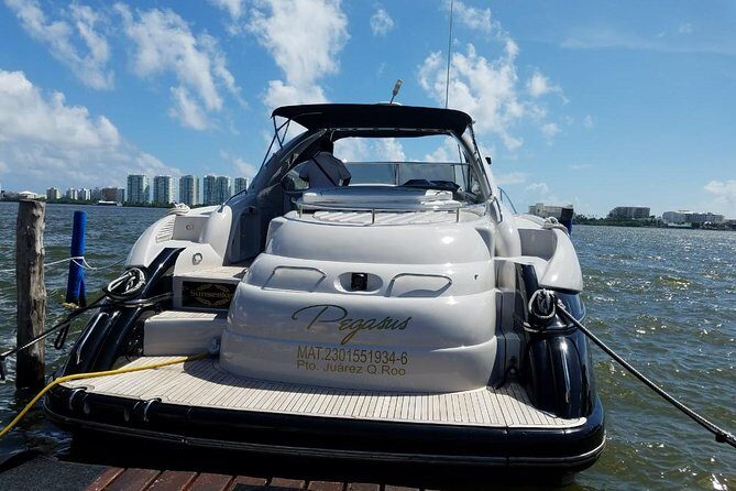 Cancun Private 60FT Yachts Rental for up to 20 People - An In-Depth Look at the Cancun Yacht Tour