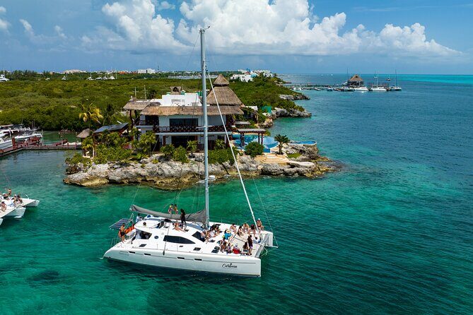 Cancún Private Catamaran to Isla Mujeres with Snorkeling & Lunch - A Detailed Look at the Cancún Private Catamaran to Isla Mujeres with Snorkeling & Lunch