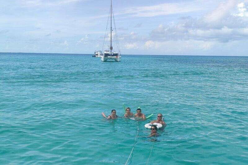 Cancun: Private Luxury Catamaran to Isla Mujeres - Practical Tips for Booking and Enjoying Your Trip