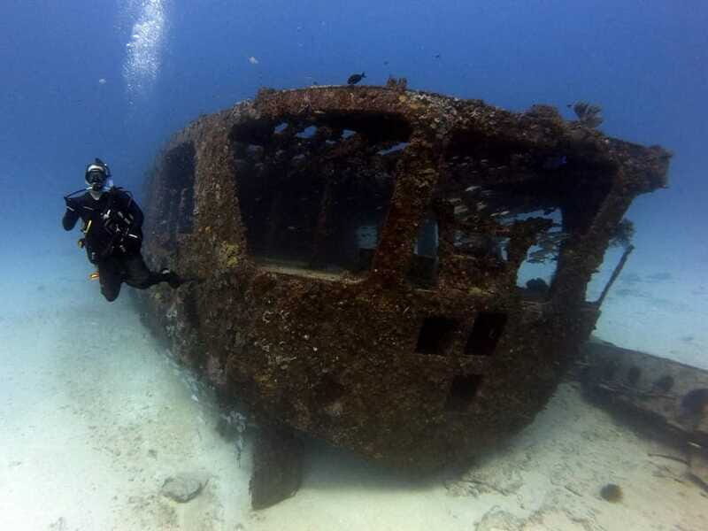 Cancun: Shipwreck & Reef for Certified Divers - Detailed Breakdown of the Experience