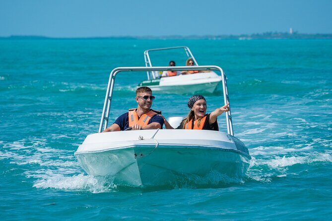 Cancun: Speedboat tour to a Virgin Beach - An Exciting Look at the Cancun Speedboat Tour to Virgin Beach