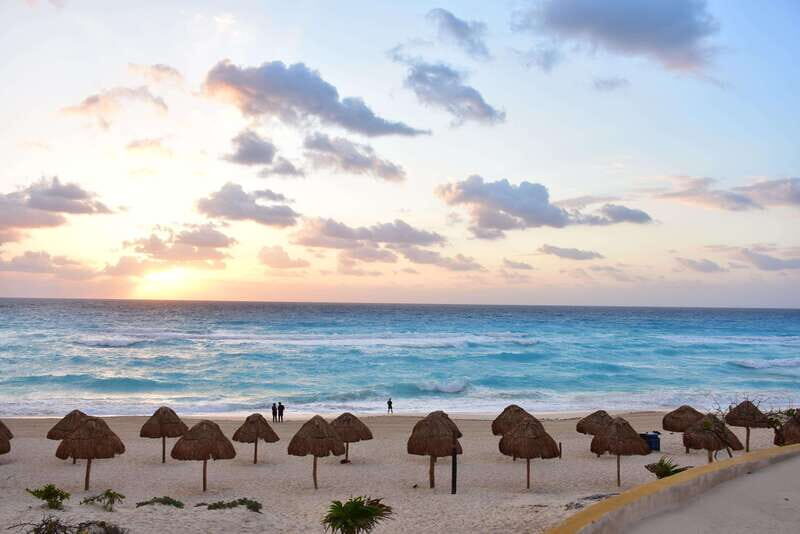 Cancun: Van Tour - City Adventure around the Best Stops - The Itinerary in Detail