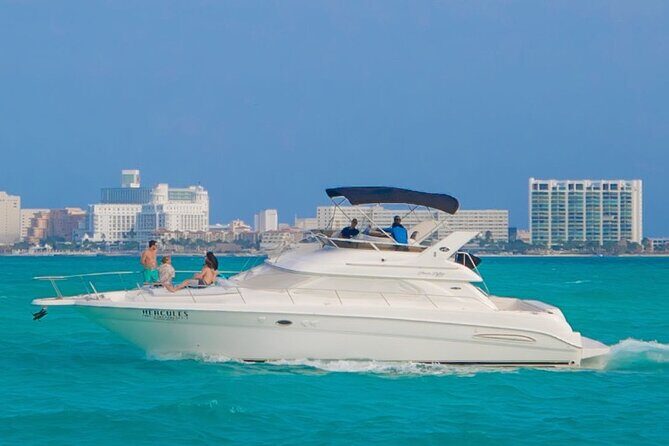Cancún Yacht Rental SeaRay 46ft 25P13 - Who Will Love This Tour?
