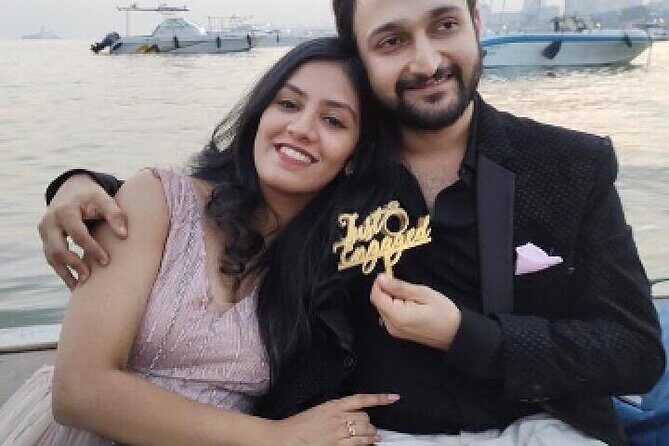 Candlelight Dining Experience for Two On a Yacht in Mumbai - FAQs