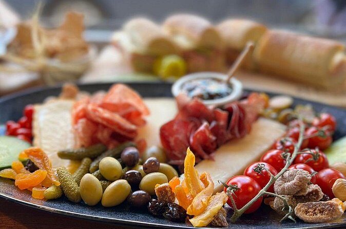 Canmore Food Walk Tours - Culinary Adventure in the Rockies - The Itinerary: A Walk Through Scenic and Culinary Highlights