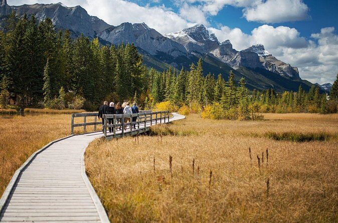 Canmore Sunset and Evening Walking Tour - What the Reviews Say