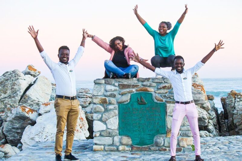 Cape Agulhas, Hermanus & Stoney point Penguins full Day Tour - Key Points