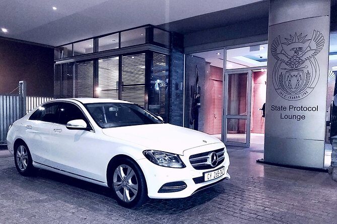 Cape Town Airport Shuttle - Cape Town City Centre - The Experience: From Airport to City or Vice Versa
