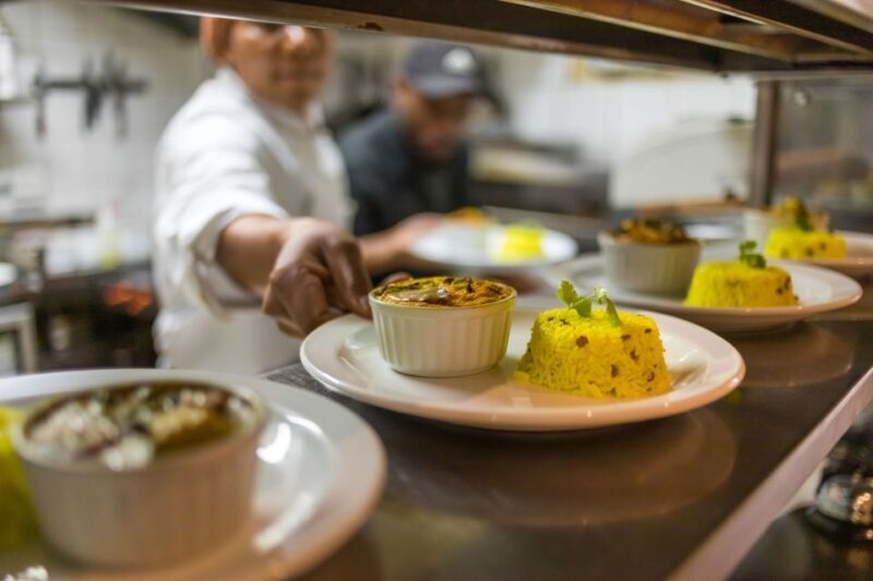 Cape Town: Essential Food and Drink Tour - Key Points