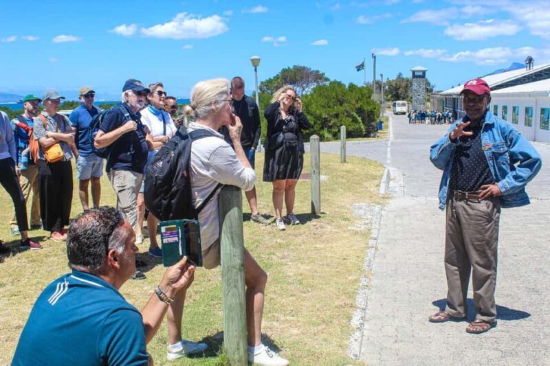 Cape Town: Guided Tour Of Robben Island & The Diamond Museum - Key Points