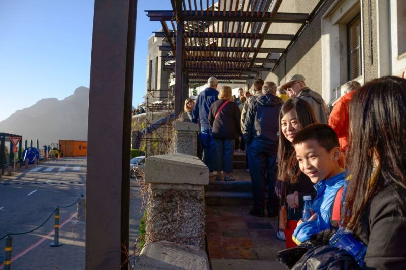 Cape Town: Half Day Table Mountain and Cape Town City Tour - Key Points