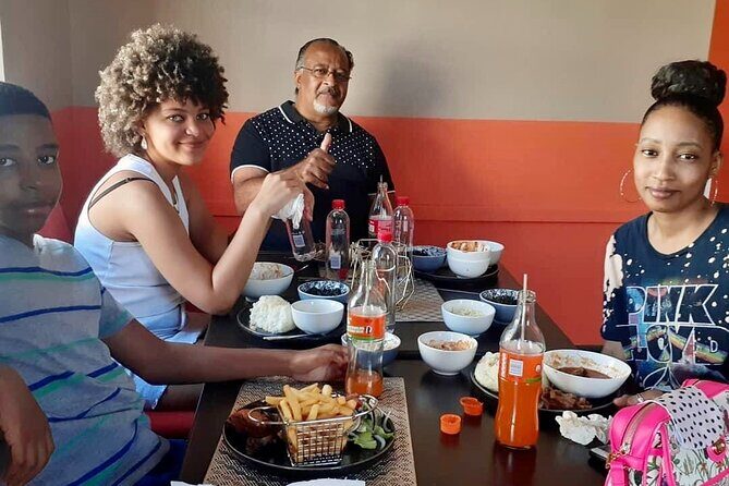 Cape Town Half Day Walking City Tour and African Food Experience - The Historic Heart of Cape Town