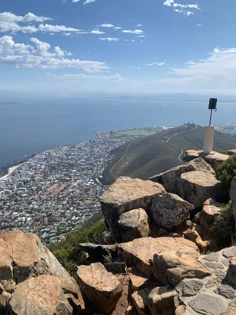 Cape Town: Lion's Head Guided Sunrise/Sunset Hike - An Overview of the Experience