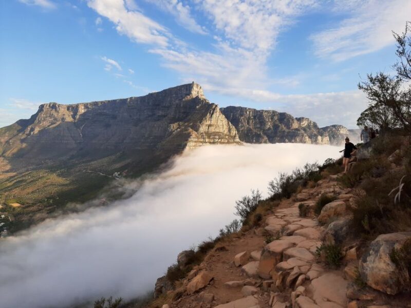 Cape Town: Lion's Head Sunrise with coffee or Sunset Hike - The Itinerary: What to Expect from Start to Finish