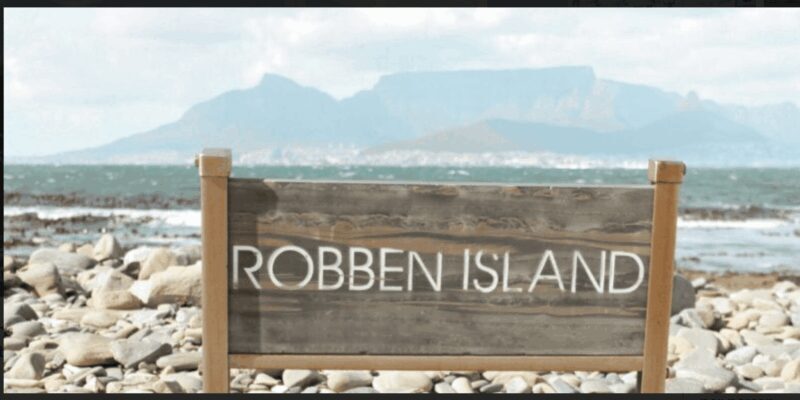 Cape Town: Robben Island and two Oceans Aquarium Day Tour - Who Will Enjoy This Tour Most?