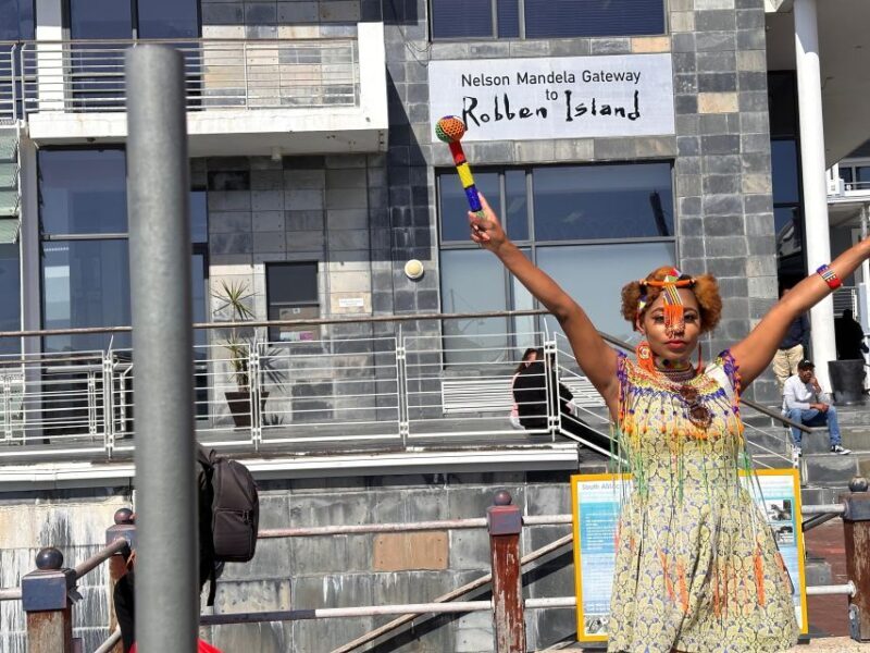 Cape Town: Robben Island Ferry Ticket and Guided Prison Tour - Key Points