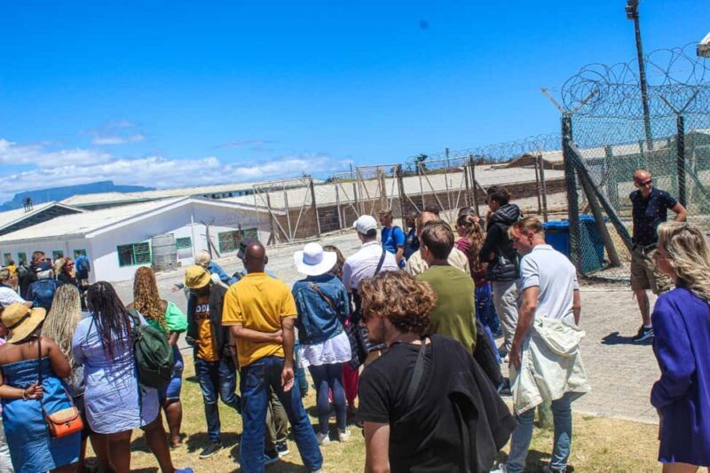 Cape Town: Robben Island ferry ticket plus Guided Tour - FAQs