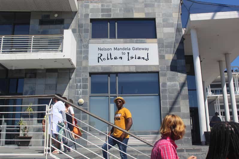 Cape Town: Robben Island ferry ticket with guided tour - Key Points