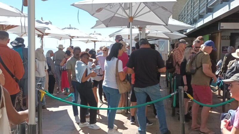 Cape Town:- Table Mountain including Hotel Transfer - A Closer Look at the Experience