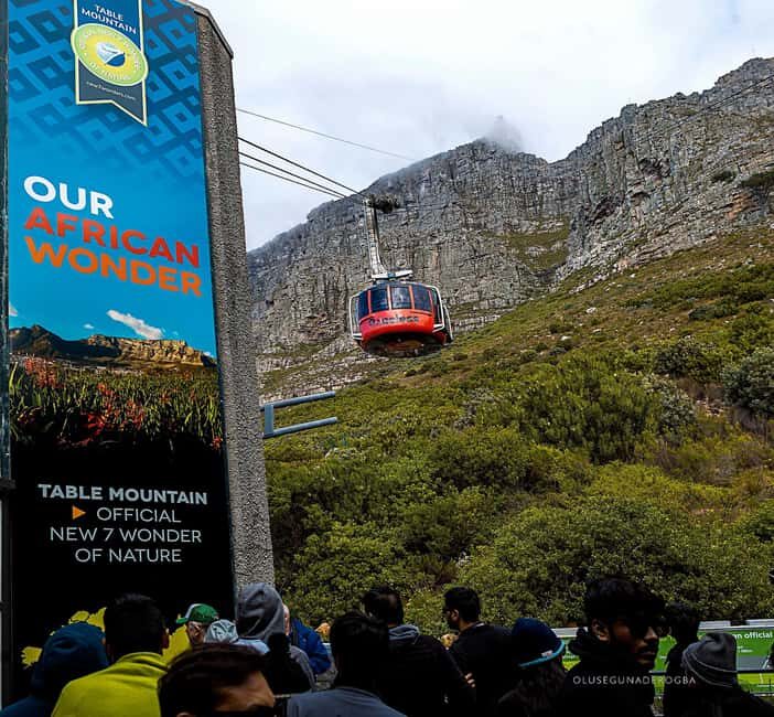 Cape Town:Robben Island,& Table Mountain private city tour - Key Points