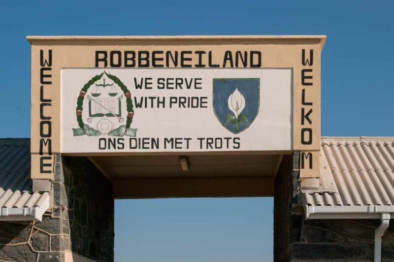Cape Town:Robben Island,& Table Mountain private city tour - The Practical Side