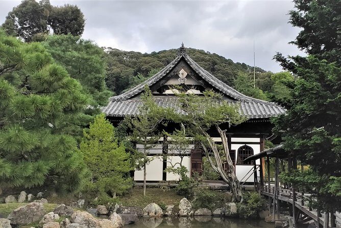 Carefree Private Exploration of Fushimi Inari, Gion, Kiyomizudera, and More - Authentic Insights from Travelers