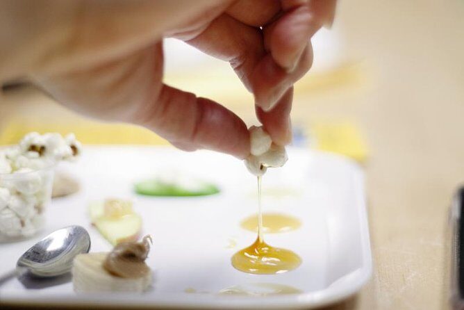 Carmel Small Group Walking Food & Cultural Tour - The Experience in Detail