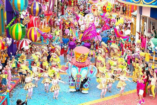 Carnival Magic Phuket Ticket Includes Dinner and Transfer - Who Should Consider This Tour?