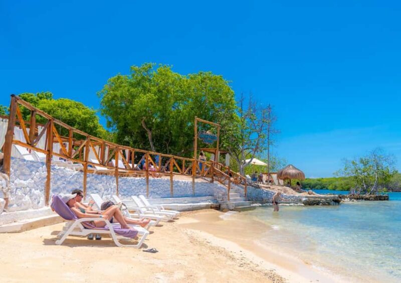 Cartagena: Rosario Islands Day Tour with Snorkel & Lunch - Authentic Experiences and Feedback