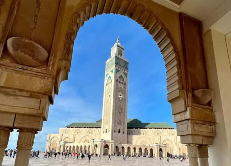 Casablanca: 6-Day Tour To Marrakech Via Chefchaouen & Desert - Key Points
