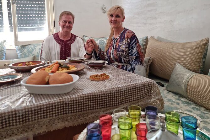 Casablanca Culinary Experience Henna and Traditional Dress - Key Points