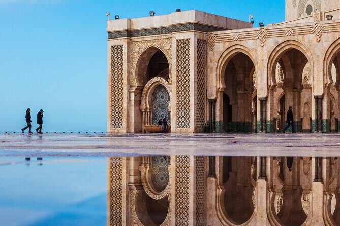 Casablanca Guided Tour with professional guide and lux vehicle - A Deep Dive into the Itinerary
